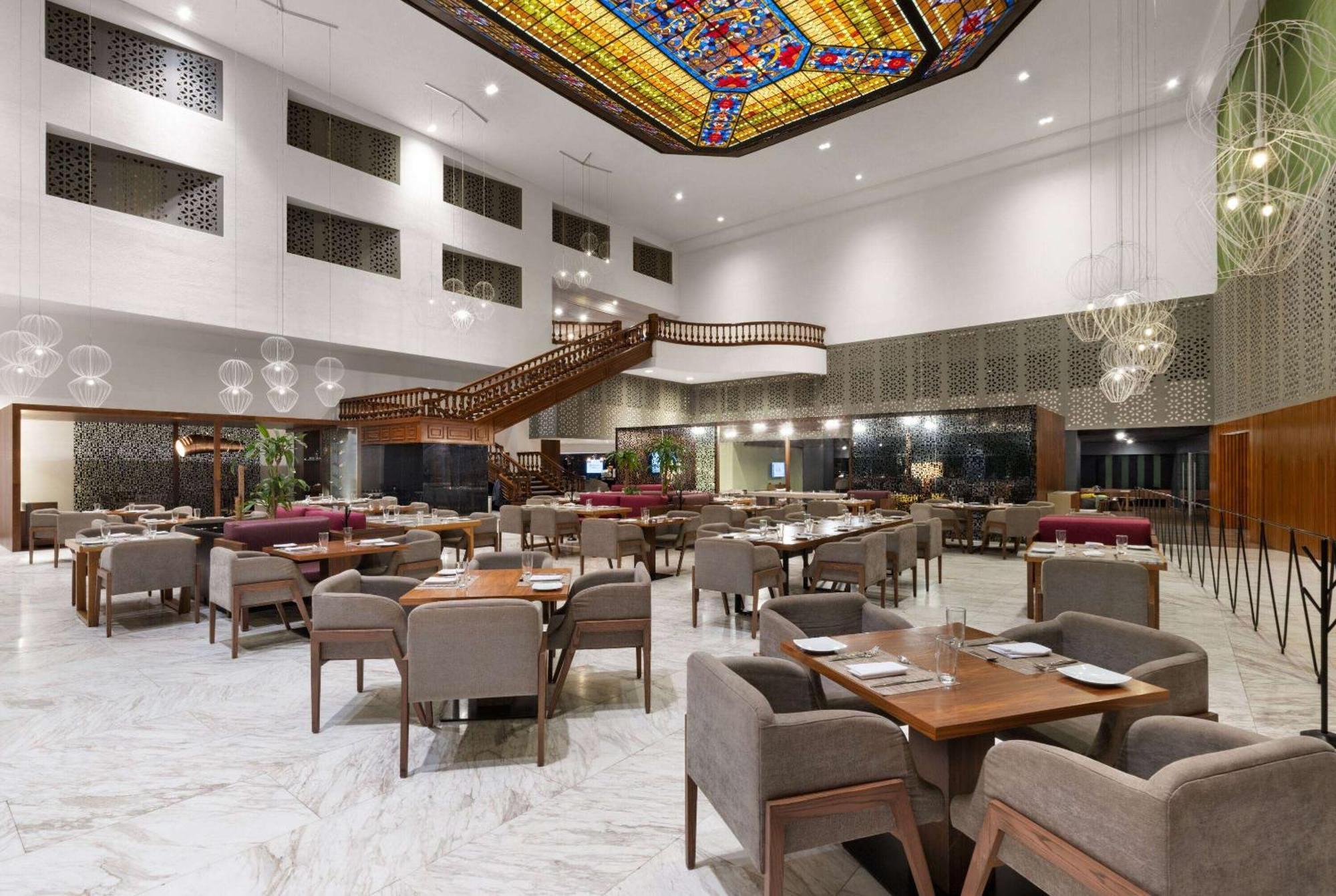 Wyndham Monterrey Ambassador Centro Hotell Exteriör bild