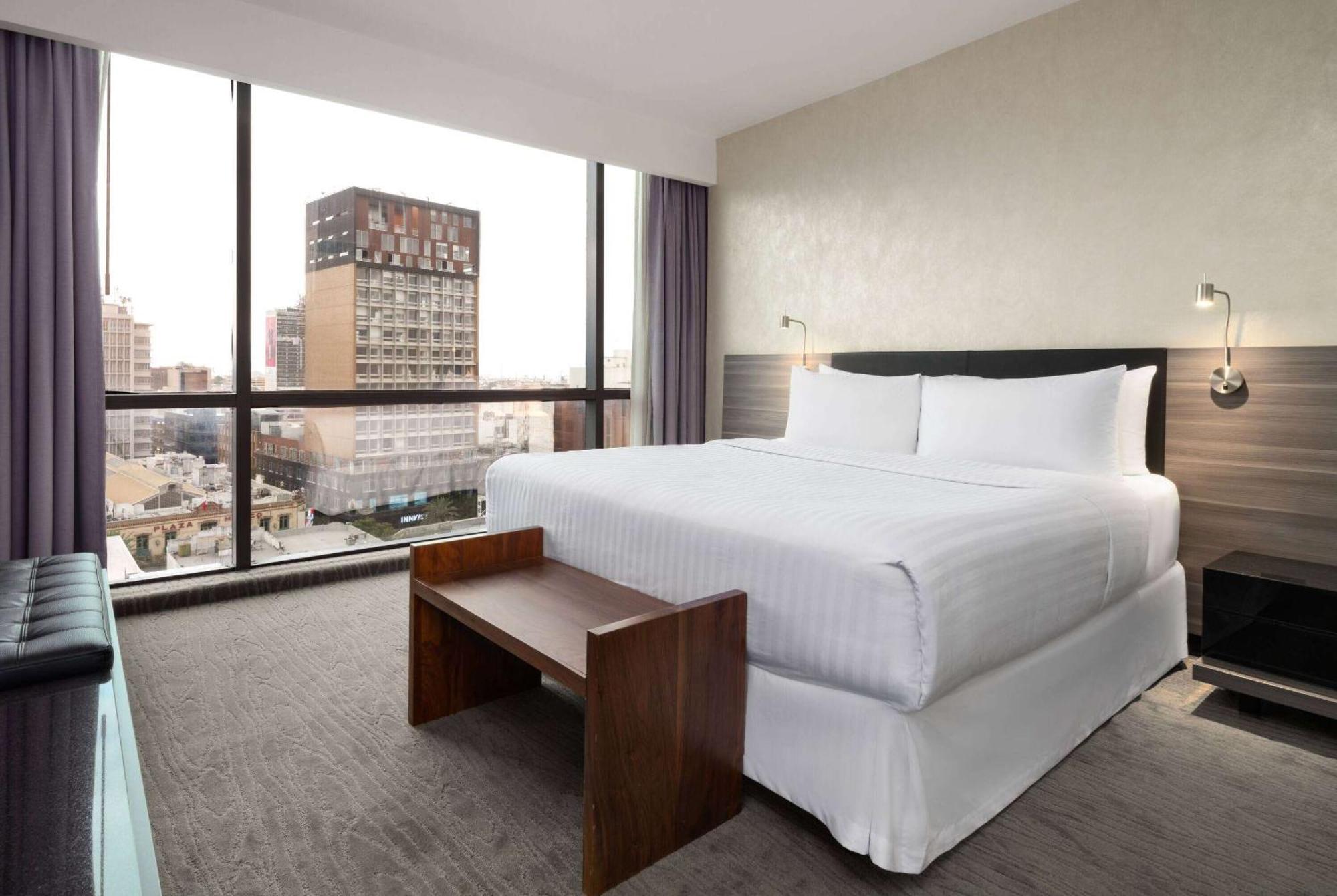 Wyndham Monterrey Ambassador Centro Hotell Exteriör bild