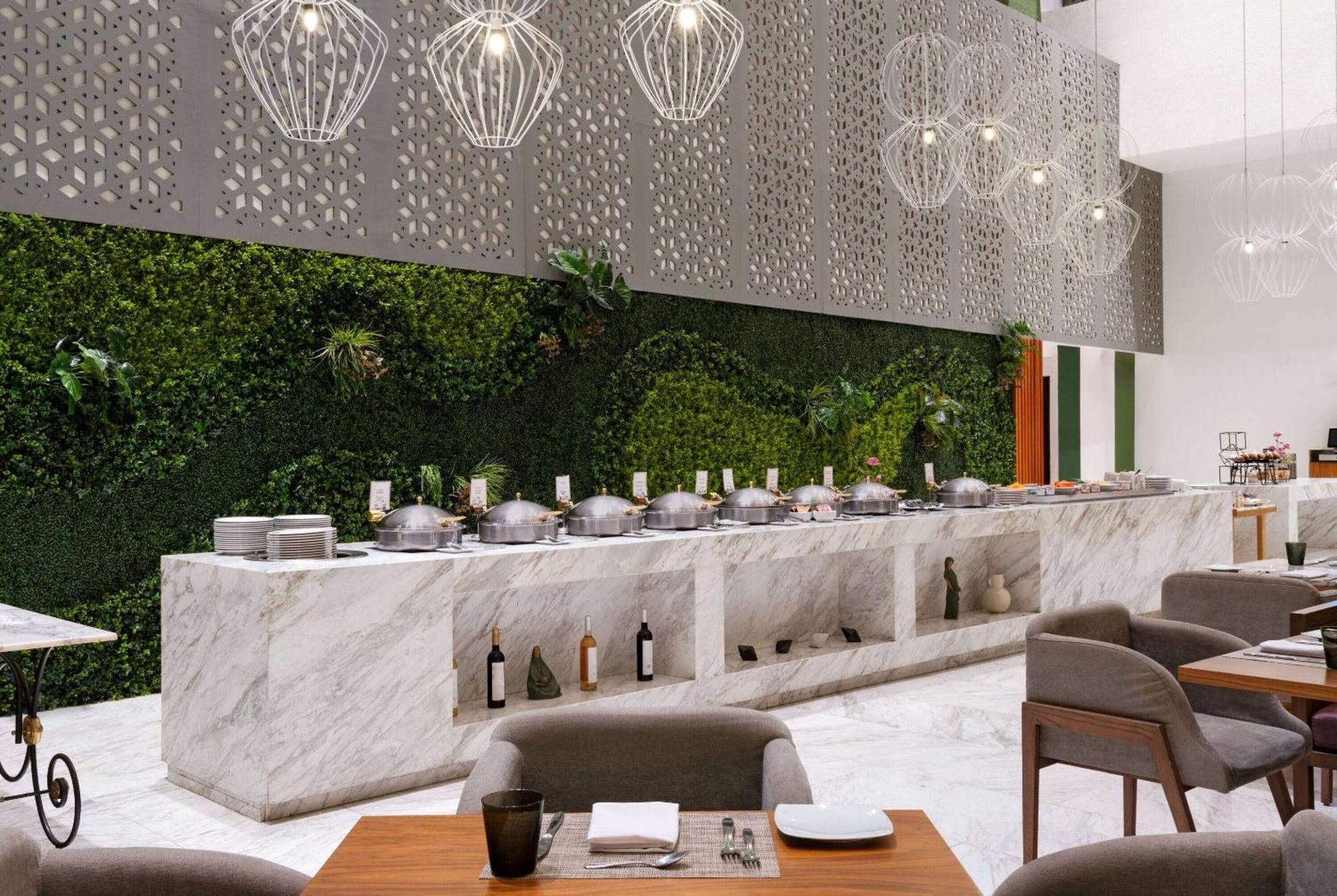 Wyndham Monterrey Ambassador Centro Hotell Exteriör bild