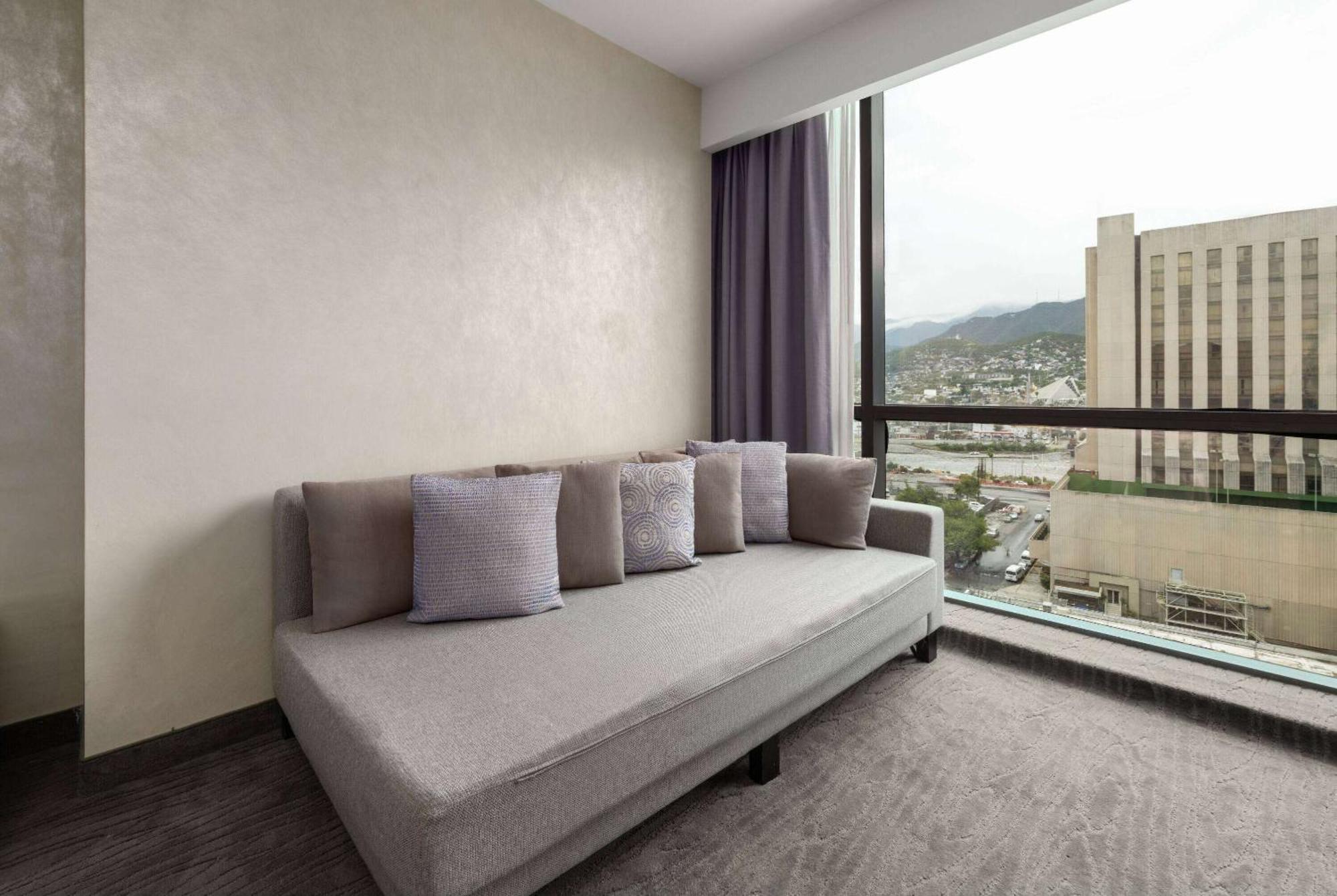 Wyndham Monterrey Ambassador Centro Hotell Exteriör bild