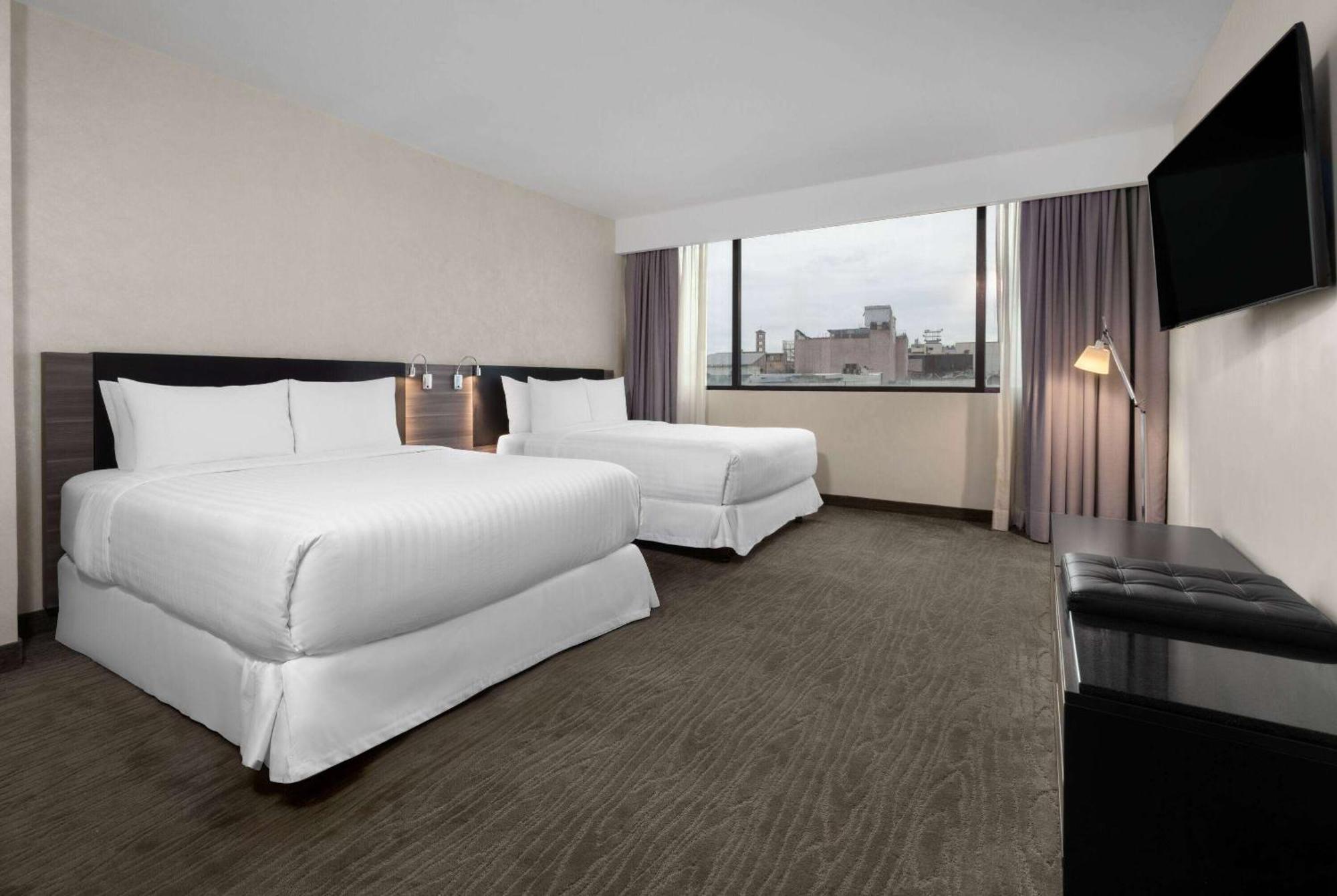 Wyndham Monterrey Ambassador Centro Hotell Exteriör bild